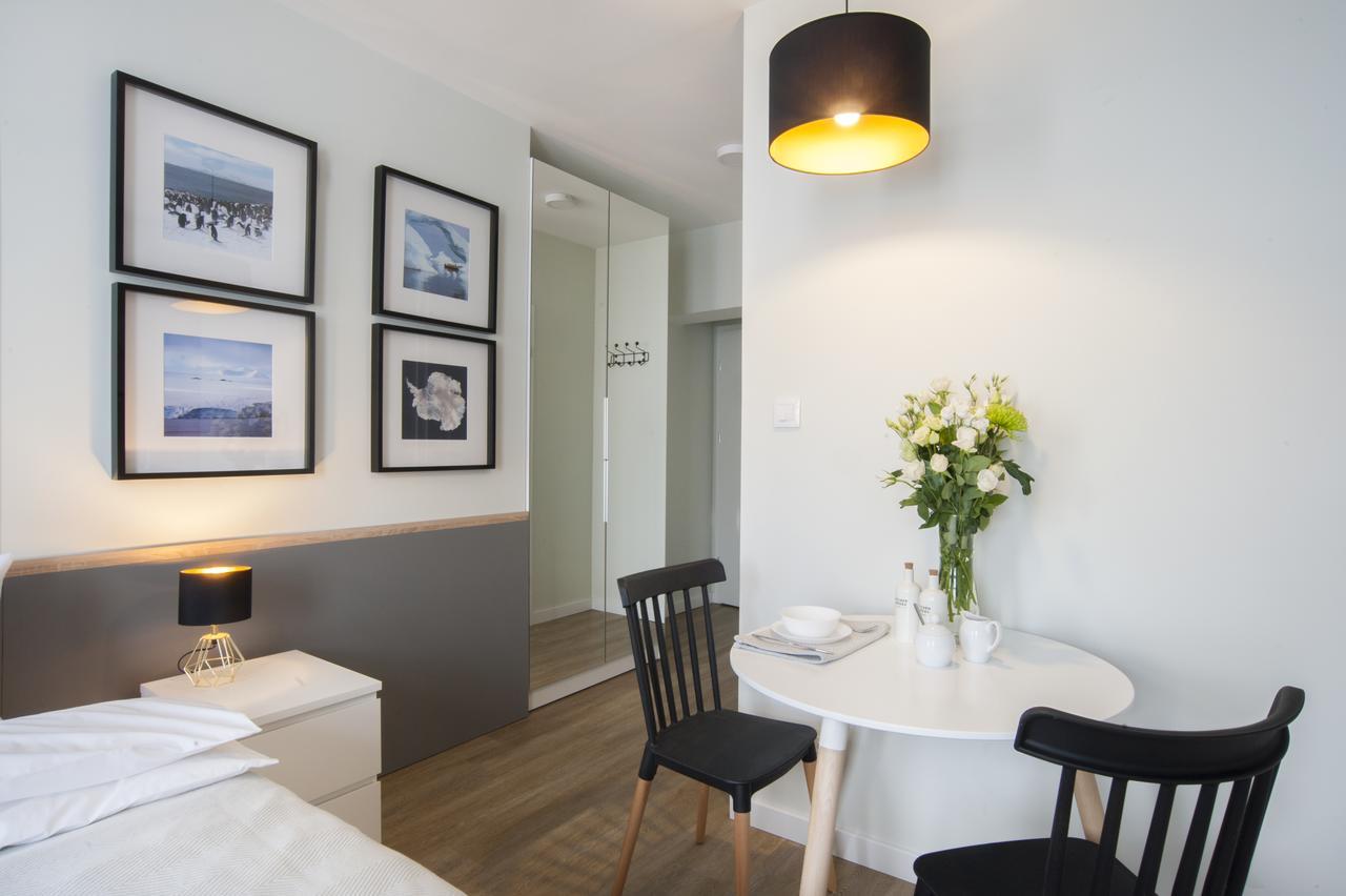7 Continents Apartments Poznan Exterior photo