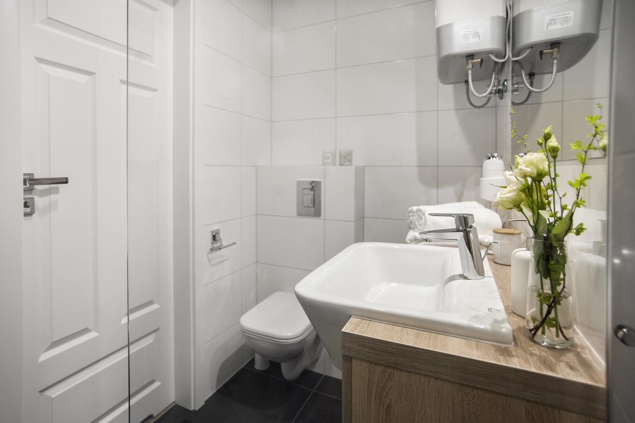 7 Continents Apartments Poznan Room photo